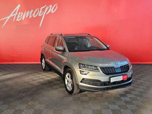Skoda Karoq I с пробегом 2020 года, цена 2 175 000 рублей, 132790 км, внедорожник, Автокод Объявления