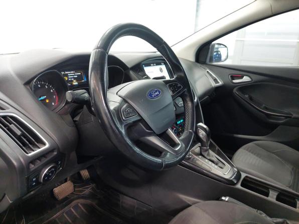 Ford Focus III Рестайлинг с пробегом 2017 года, цена 1 150 000 рублей, 129000 км, универсал, Автокод Объявления