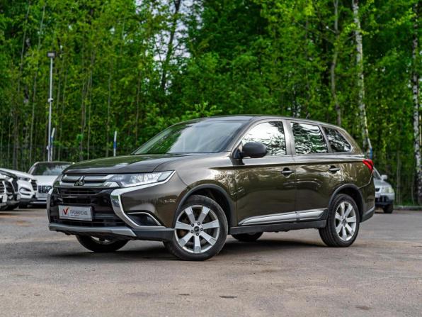 Mitsubishi Outlander III Рестайлинг 2 с пробегом 2015 года, цена 1 368 000 рублей, 175976 км, внедорожник, Автокод Объявления