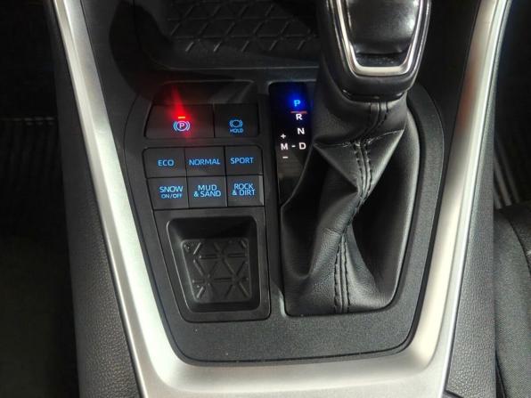 Toyota RAV4 V (XA50) с пробегом 2021 года, цена 3 178 000 рублей, 64384 км, внедорожник, Автокод Объявления