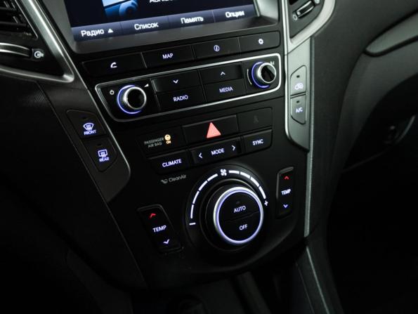 Hyundai Santa Fe III Рестайлинг с пробегом 2017 года, цена 1 799 777 рублей, 213244 км, внедорожник, Автокод Объявления