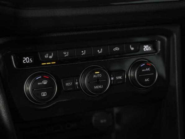 Volkswagen Tiguan II с пробегом 2019 года, цена 2 749 000 рублей, 97930 км, внедорожник, Автокод Объявления