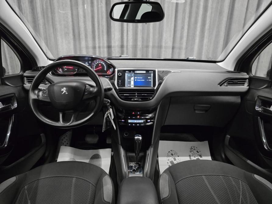 Peugeot 208 I Красноярск  - изображение 12