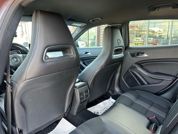 Mercedes-Benz GLA I (X156) Рестайлинг с пробегом 2019 года, цена 2 370 000 рублей, 127564 км, внедорожник, Автокод Объявления
