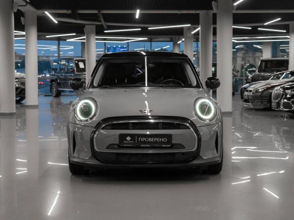 Mini Hatch III (F55/F56) Рестайлинг 2 с пробегом 2021 года, цена 2 500 000 рублей, 56427 км, хэтчбек, Автокод Объявления
