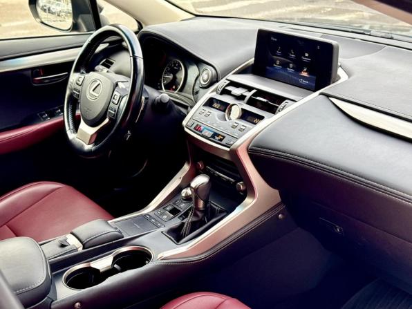 Lexus NX I Рестайлинг с пробегом 2019 года, цена 3 290 000 рублей, 85444 км, внедорожник, Автокод Объявления