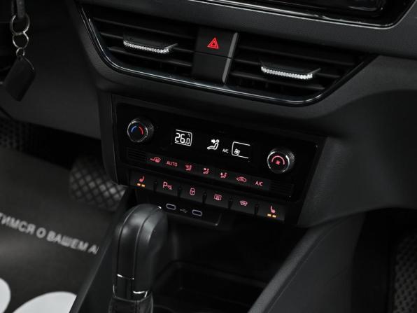 Volkswagen Polo VI с пробегом 2021 года, цена 1 499 000 рублей, 22000 км, лифтбек, Автокод Объявления
