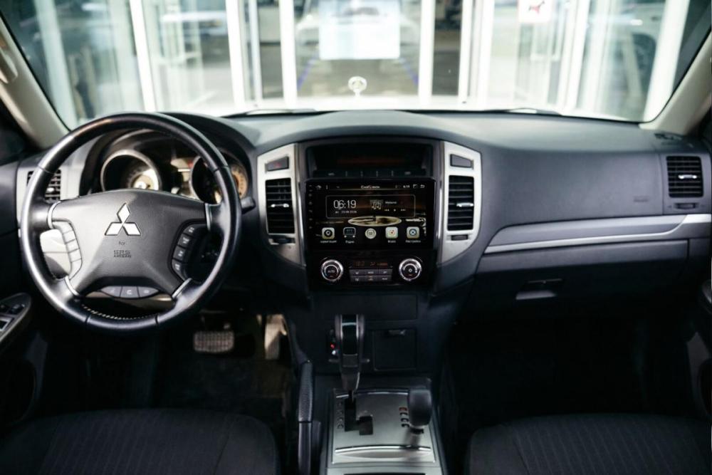 Mitsubishi Pajero IV Рестайлинг 2 Крым  - изображение 20