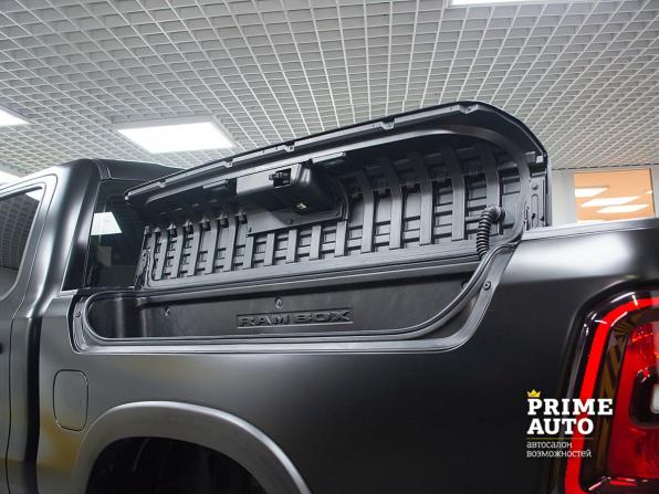Ram 1500 V Рестайлинг с пробегом 2025 года, цена 9 299 000 рублей, 51 км, offers.body_type.unknown, Автокод Объявления