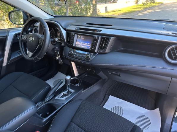 Toyota RAV4 IV (XA40) Рестайлинг с пробегом 2016 года, цена 2 249 000 рублей, 123511 км, внедорожник, Автокод Объявления