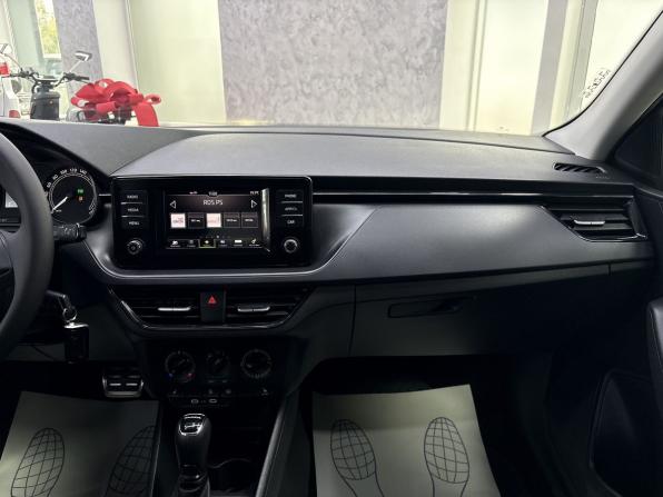Skoda Rapid II с пробегом 2021 года, цена 1 695 000 рублей, 54371 км, лифтбек, Автокод Объявления