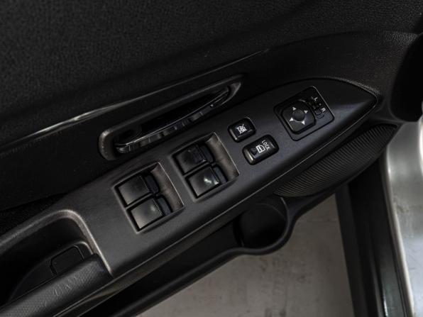 Mitsubishi ASX I Рестайлинг с пробегом 2014 года, цена 1 000 000 рублей, 190048 км, внедорожник, Автокод Объявления