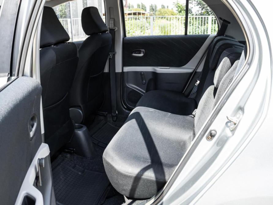 Toyota Yaris II Ставрополь  - изображение 9