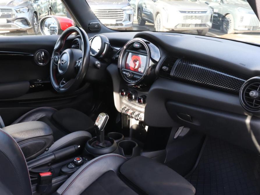 Mini Hatch III (F55/F56) Рестайлинг Москва  - изображение 9