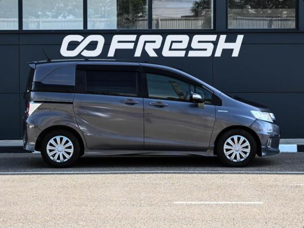 Honda Freed I Рестайлинг с пробегом 2014 года, цена 949 000 рублей, 156178 км, компактвэн, Автокод Объявления