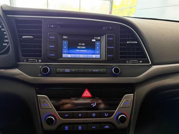 Hyundai Elantra VI (AD) с пробегом 2016 года, цена 1 575 000 рублей, 130497 км, седан, Автокод Объявления