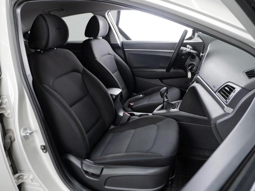Hyundai Elantra VI (AD) Тюмень  - изображение 8