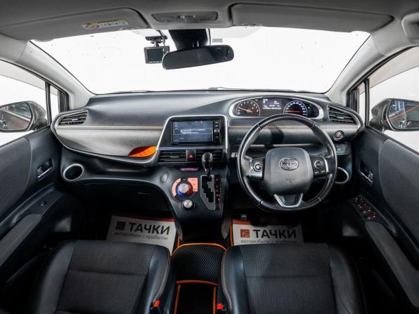 Toyota Sienta II с пробегом 2018 года, цена 1 549 500 рублей, 47000 км, компактвэн, Автокод Объявления