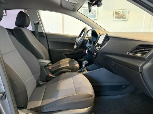 Hyundai Solaris II Рестайлинг с пробегом 2021 года, цена 1 690 000 рублей, 35688 км, седан, Автокод Объявления