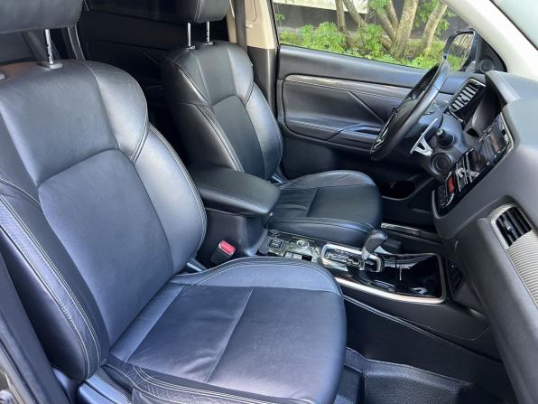 Mitsubishi Outlander III Рестайлинг 3 с пробегом 2020 года, цена 2 099 000 рублей, 131094 км, внедорожник, Автокод Объявления