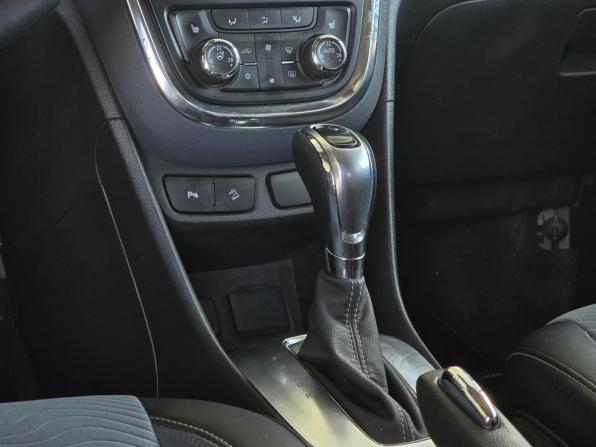 Opel Mokka I с пробегом 2013 года, цена 1 299 000 рублей, 132915 км, внедорожник, Автокод Объявления