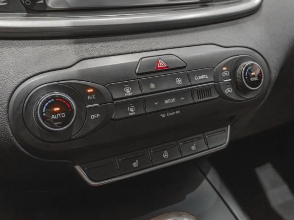Kia Sorento III Prime с пробегом 2017 года, цена 2 190 000 рублей, 173938 км, внедорожник, Автокод Объявления
