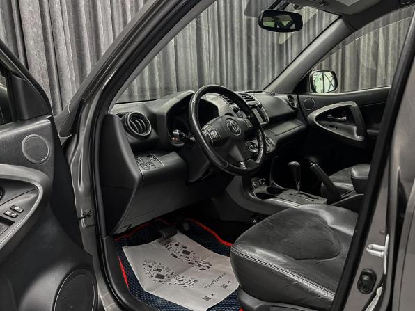 Toyota RAV4 III (XA30) Рестайлинг с пробегом 2012 года, цена 1 550 000 рублей, 165000 км, внедорожник, Автокод Объявления