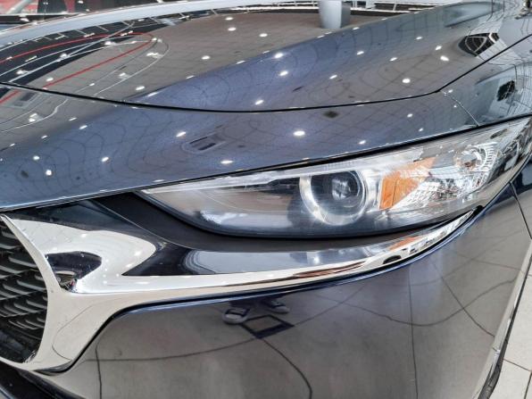 Mazda 3 IV (BP) с пробегом 2021 года, цена 1 950 000 рублей, 109193 км, седан, Автокод Объявления