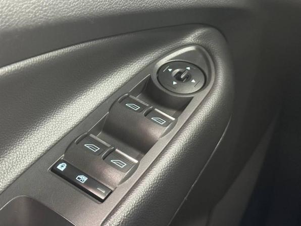 Ford Kuga II Рестайлинг с пробегом 2019 года, цена 1 459 000 рублей, 176830 км, внедорожник, Автокод Объявления