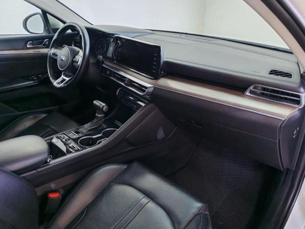 Kia K5 III с пробегом 2020 года, цена 2 630 000 рублей, 81702 км, седан, Автокод Объявления