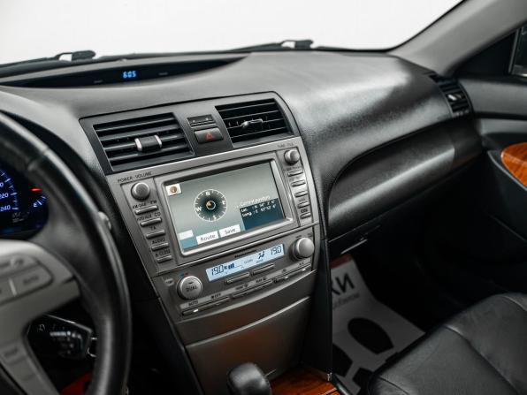 Toyota Camry VI (XV40) Рестайлинг с пробегом 2009 года, цена 1 250 000 рублей, 316201 км, седан, Автокод Объявления