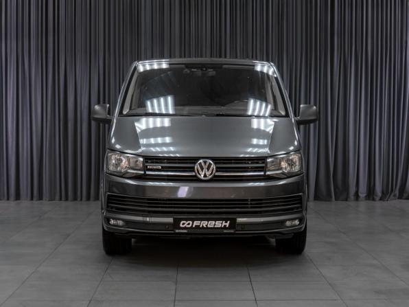 Volkswagen Multivan T6 с пробегом 2016 года, цена 3 319 000 рублей, 261104 км, минивэн, Автокод Объявления