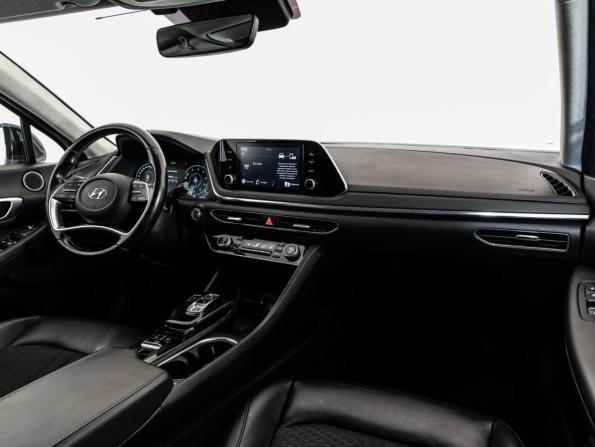 Hyundai Sonata VIII (DN8) с пробегом 2020 года, цена 2 449 000 рублей, 92713 км, седан, Автокод Объявления