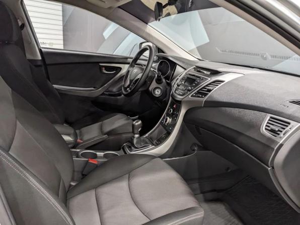 Hyundai Elantra V (MD) Рестайлинг с пробегом 2015 года, цена 1 045 000 рублей, 174315 км, седан, Автокод Объявления