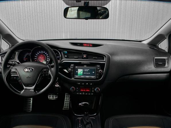 Kia Ceed II Рестайлинг с пробегом 2016 года, цена 1 350 000 рублей, 115379 км, универсал, Автокод Объявления