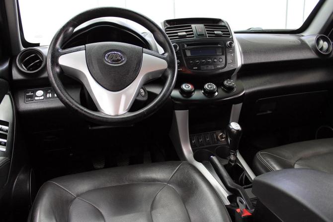 Lifan X60 I Рестайлинг с пробегом 2015 года, цена 695 000 рублей, 165000 км, внедорожник, Автокод Объявления