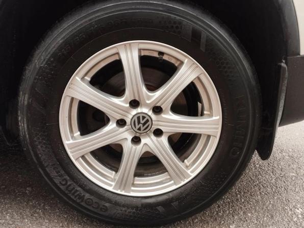 Volkswagen Tiguan I Рестайлинг с пробегом 2012 года, цена 989 000 рублей, 185078 км, внедорожник, Автокод Объявления