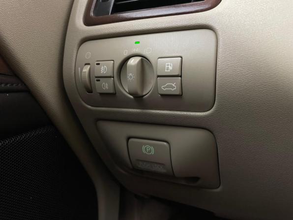 Volvo XC70 II с пробегом 2012 года, цена 1 261 000 рублей, 358962 км, универсал, Автокод Объявления