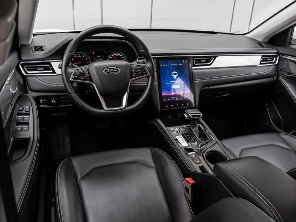 JAC J7 I с пробегом 2023 года, цена 1 420 000 рублей, 44774 км, лифтбек, Автокод Объявления