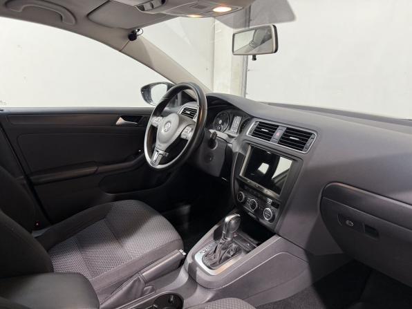 Volkswagen Jetta VI с пробегом 2014 года, цена 1 399 800 рублей, 110000 км, седан, Автокод Объявления