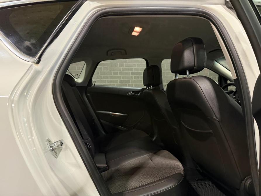 Opel Astra J Челябинск  - изображение 8