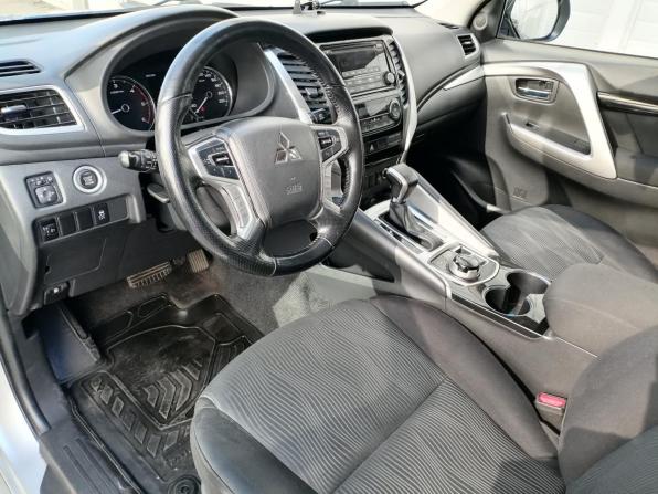 Mitsubishi Pajero Sport III с пробегом 2018 года, цена 2 179 000 рублей, 211714 км, внедорожник, Автокод Объявления