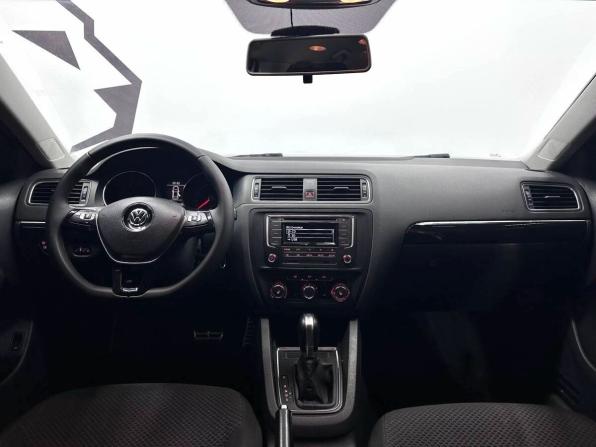 Volkswagen Jetta VI Рестайлинг с пробегом 2018 года, цена 1 499 900 рублей, 126000 км, седан, Автокод Объявления