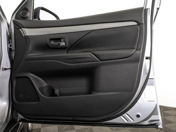 Mitsubishi Outlander III с пробегом 2014 года, цена 2 400 000 рублей, 43000 км, внедорожник, Автокод Объявления