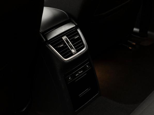 Skoda Octavia III (A7) Рестайлинг с пробегом 2018 года, цена 2 420 000 рублей, 86000 км, лифтбек, Автокод Объявления