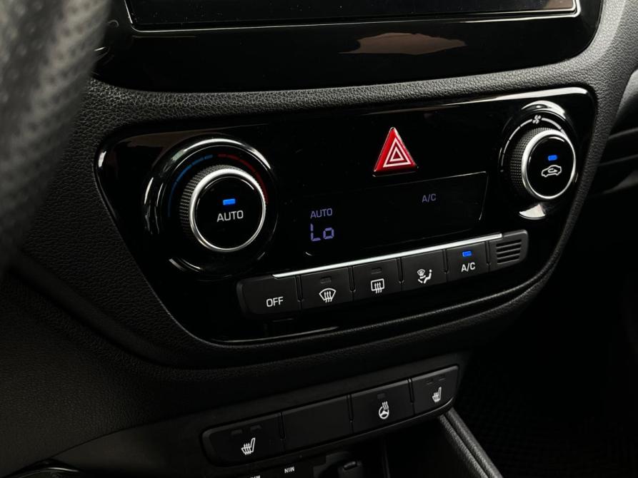 Hyundai Solaris II Санкт-Петербург  - изображение 15