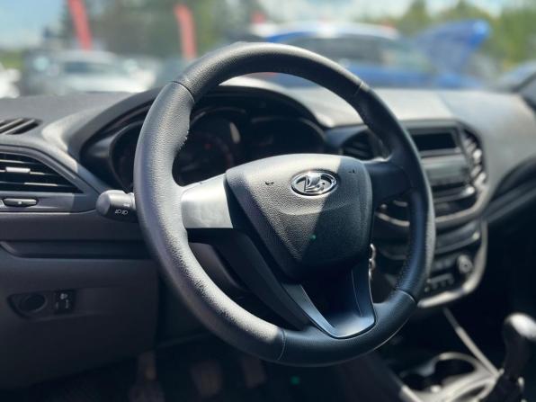 Lada (ВАЗ) Vesta I с пробегом 2021 года, цена 1 050 000 рублей, 122085 км, седан, Автокод Объявления