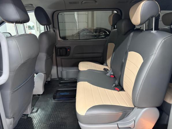 Hyundai H-1 II Рестайлинг 2 с пробегом 2019 года, цена 3 147 000 рублей, 80476 км, минивэн, Автокод Объявления