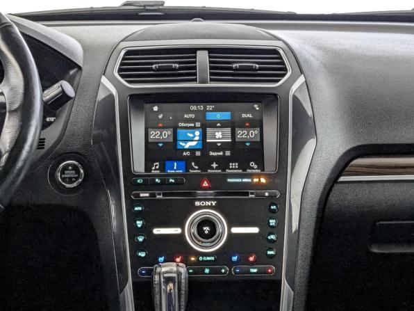 Ford Explorer V Рестайлинг с пробегом 2017 года, цена 2 610 000 рублей, 147837 км, внедорожник, Автокод Объявления