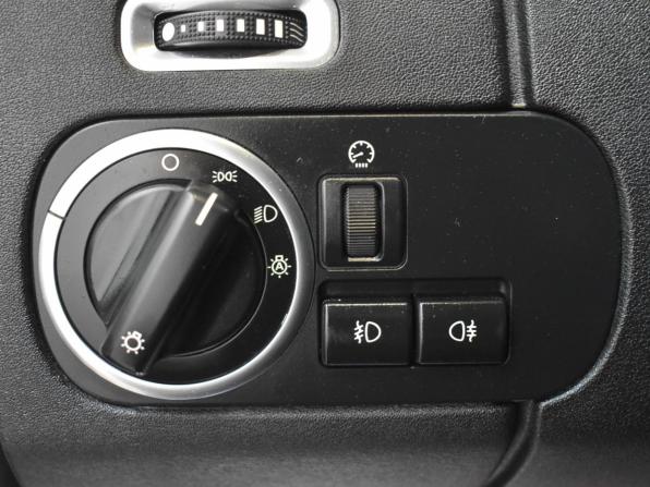 Land Rover Discovery IV с пробегом 2013 года, цена 1 790 000 рублей, 331906 км, внедорожник, Автокод Объявления
